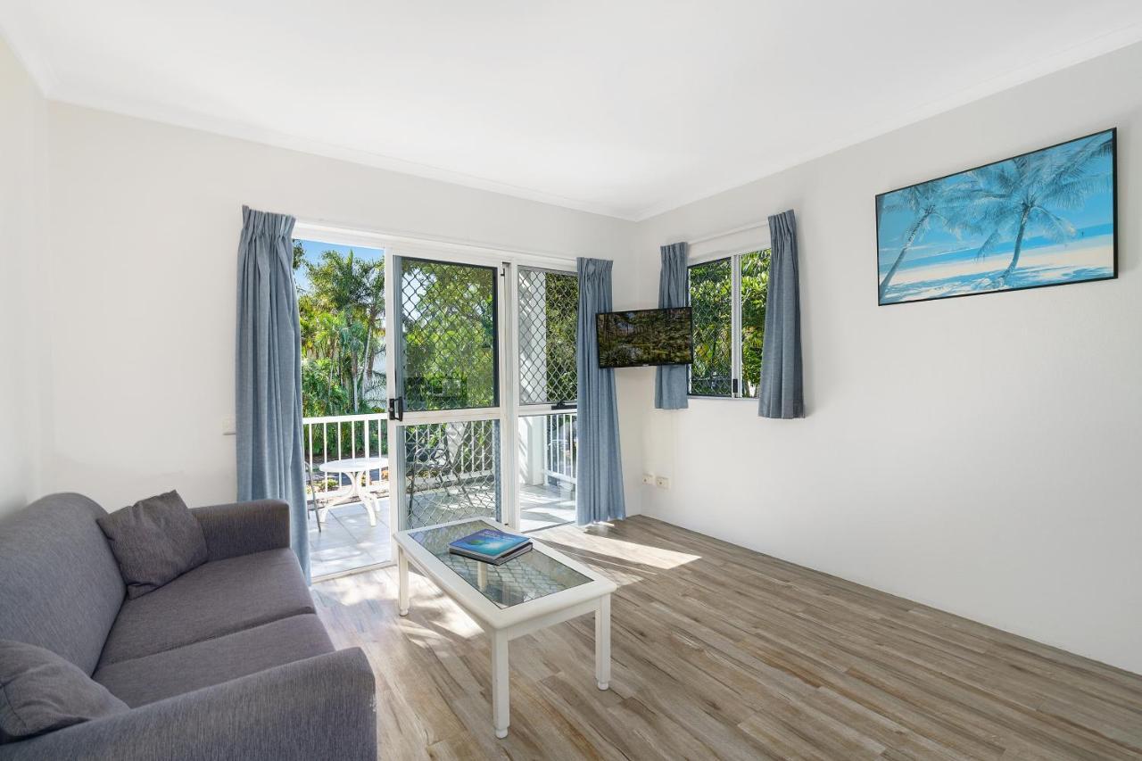 Cocos Holiday Apartments Тринити Бич Экстерьер фото